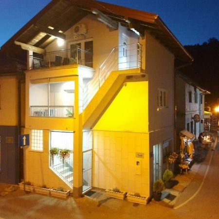 Naid Apartmani Kulen Vakuf Dış mekan fotoğraf