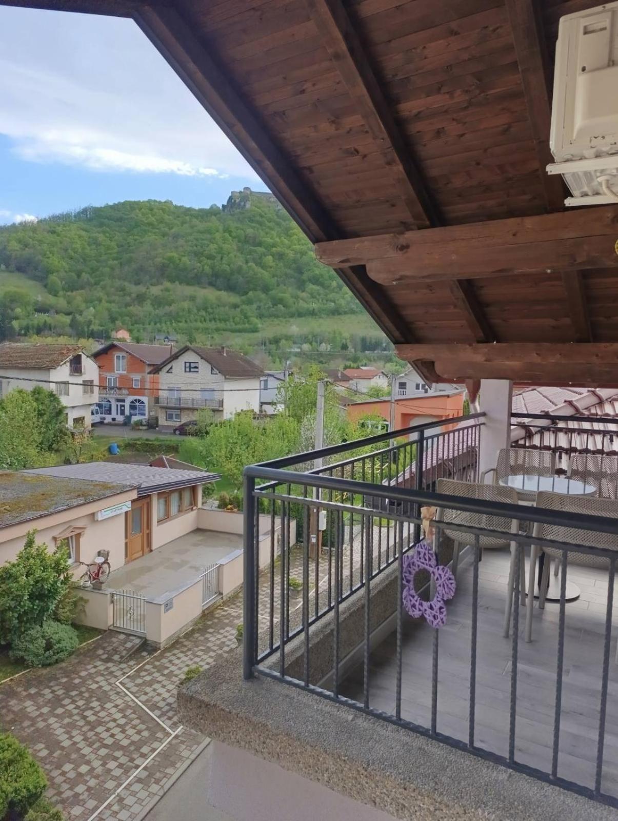Naid Apartmani Kulen Vakuf Dış mekan fotoğraf