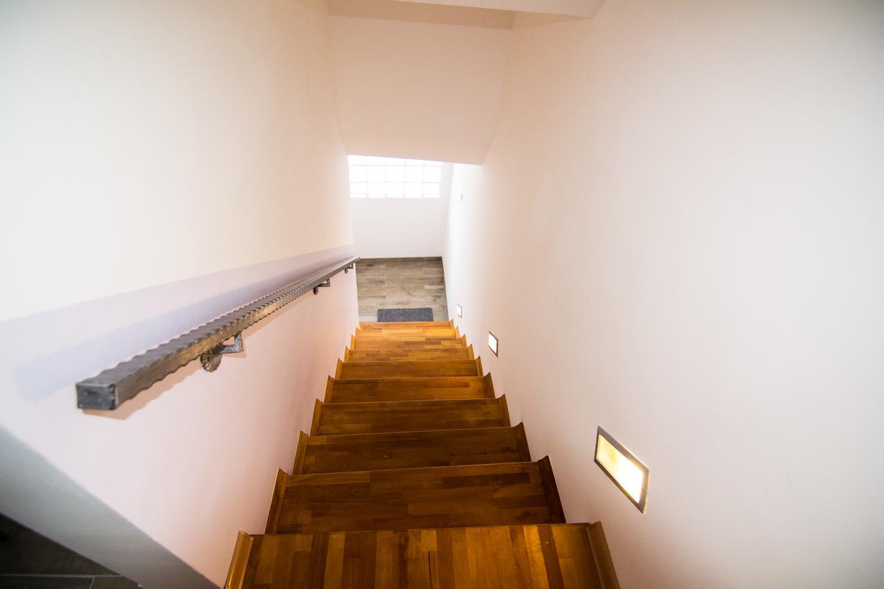 Naid Apartmani Kulen Vakuf Dış mekan fotoğraf