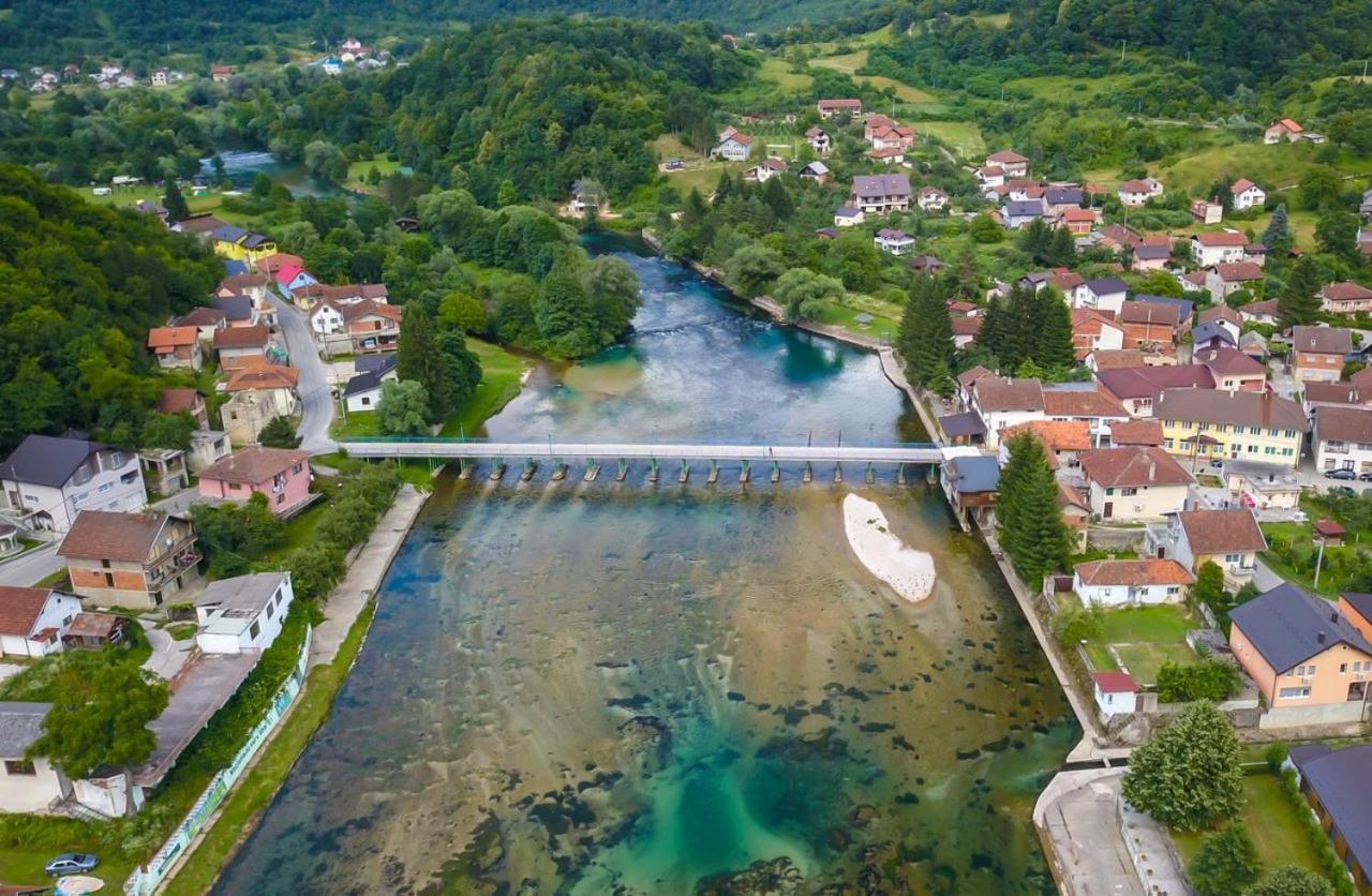 Naid Apartmani Kulen Vakuf Dış mekan fotoğraf