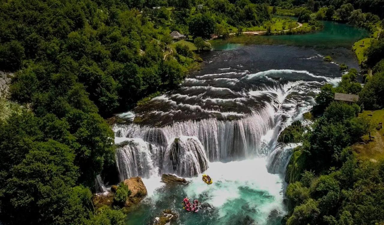 Naid Apartmani Kulen Vakuf Dış mekan fotoğraf