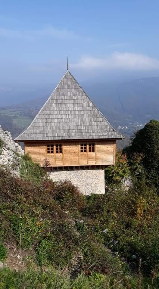 Naid Apartmani Kulen Vakuf Dış mekan fotoğraf