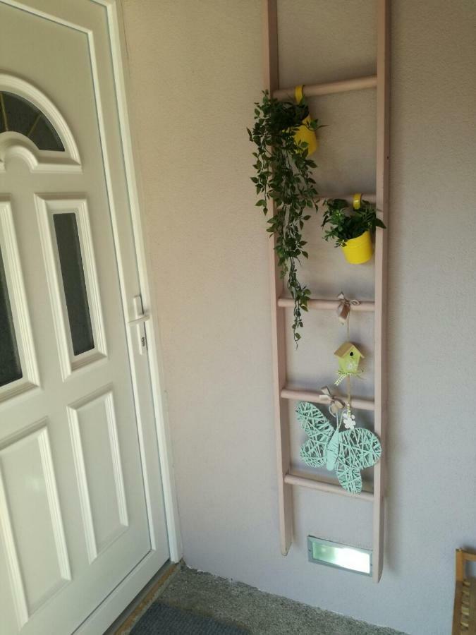 Naid Apartmani Kulen Vakuf Dış mekan fotoğraf